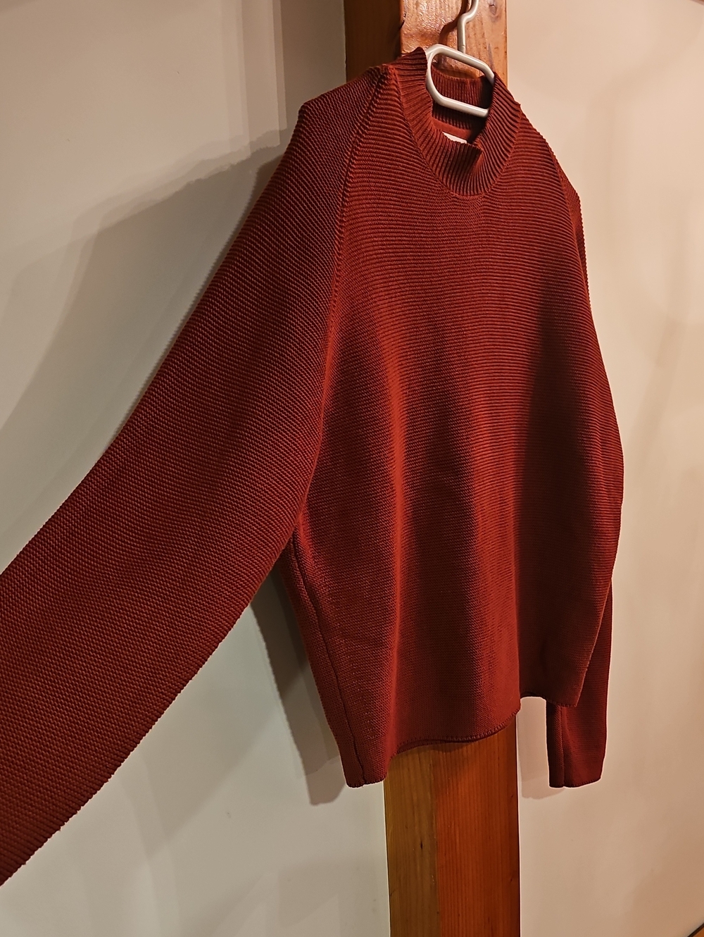 MINIMUM Ribbed Mock Neck Sweater - Rust - Picture 3 of 10